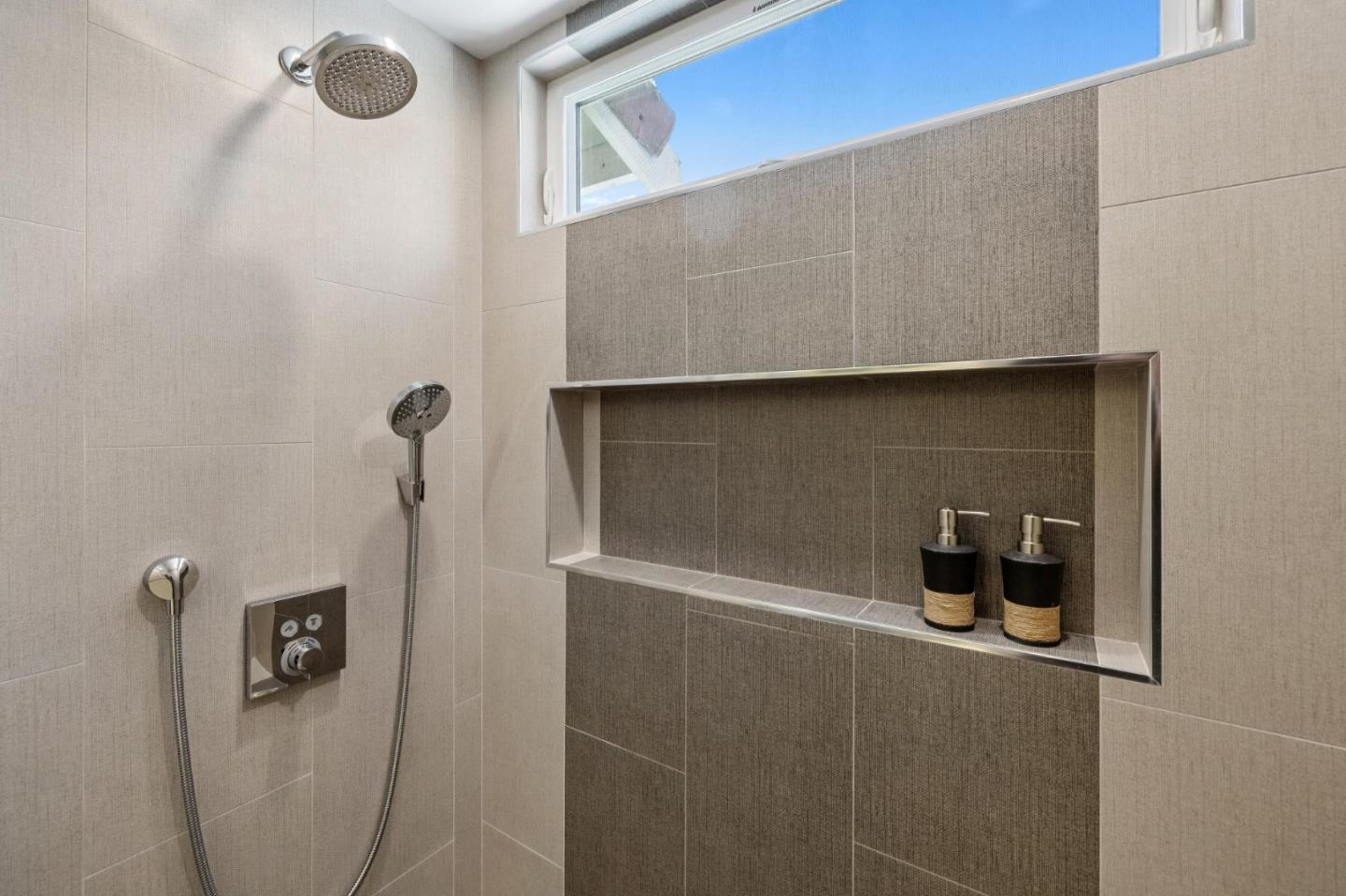 Detail Gallery Image 27 of 40 For 113 Meadowland Dr, Milpitas,  CA 95035 - 4 Beds | 3/1 Baths