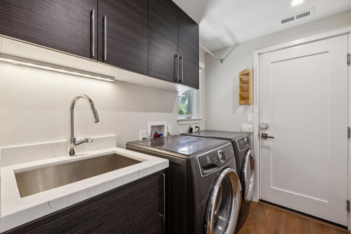 Detail Gallery Image 32 of 40 For 113 Meadowland Dr, Milpitas,  CA 95035 - 4 Beds | 3/1 Baths