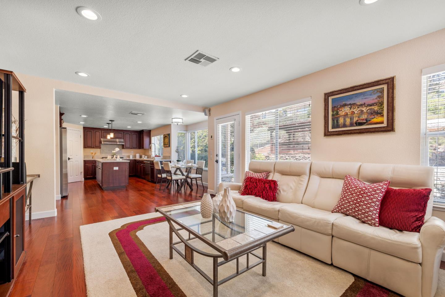 Detail Gallery Image 16 of 78 For 5292 Apennines Cir, San Jose,  CA 95138 - 5 Beds | 3 Baths