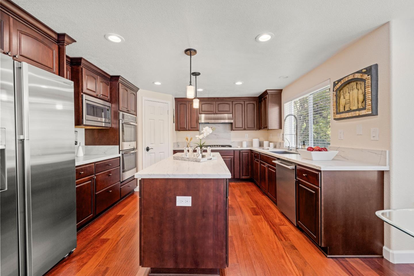 Detail Gallery Image 18 of 78 For 5292 Apennines Cir, San Jose,  CA 95138 - 5 Beds | 3 Baths