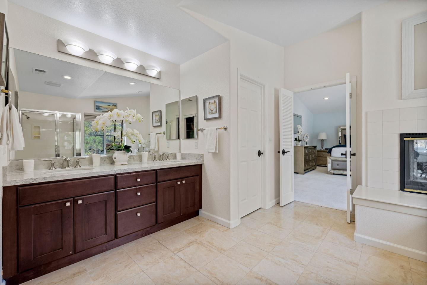 Detail Gallery Image 31 of 78 For 5292 Apennines Cir, San Jose,  CA 95138 - 5 Beds | 3 Baths