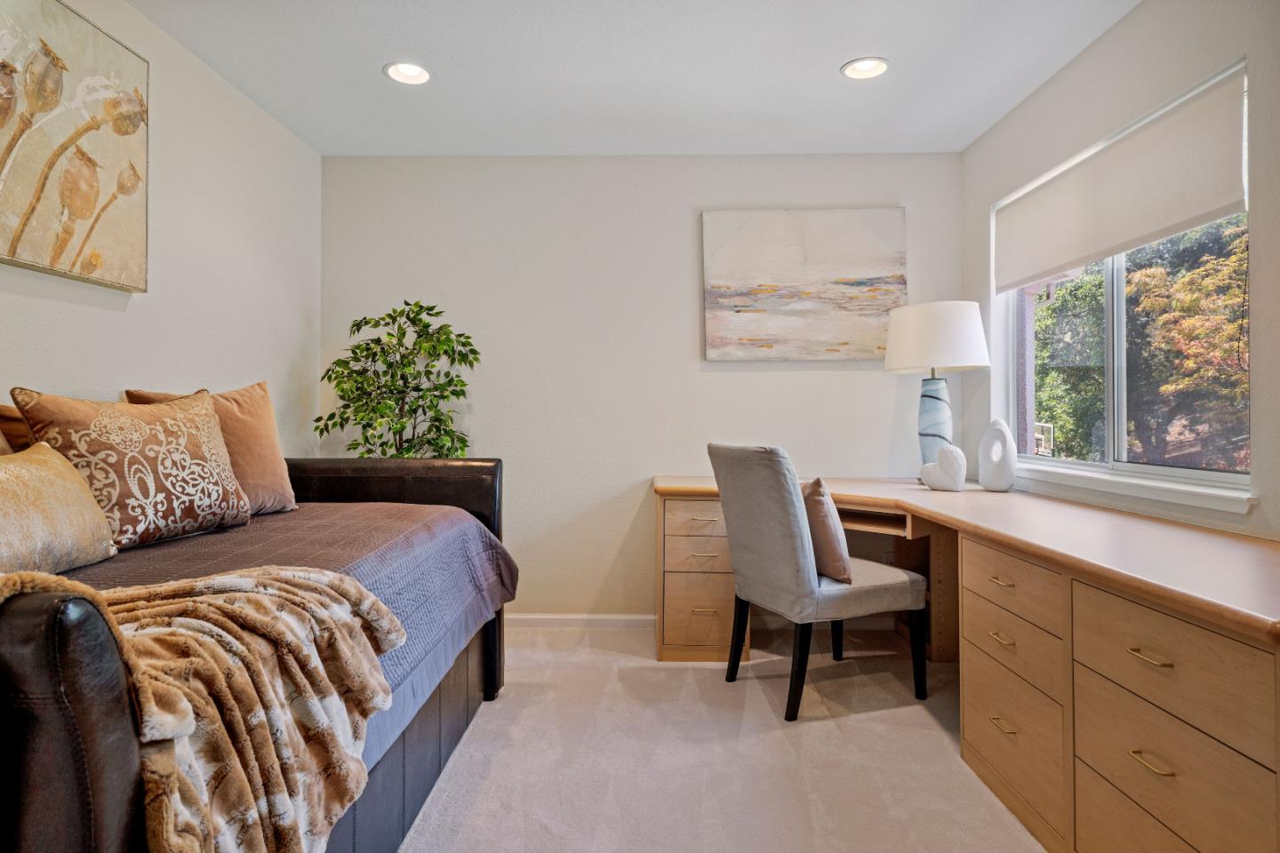 Detail Gallery Image 33 of 78 For 5292 Apennines Cir, San Jose,  CA 95138 - 5 Beds | 3 Baths