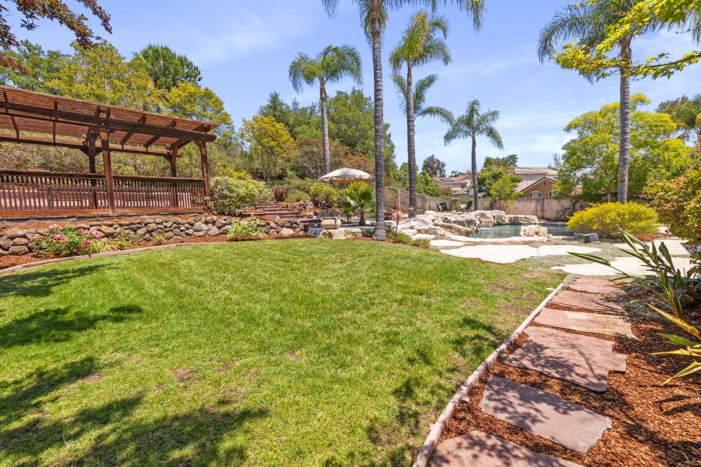 Detail Gallery Image 40 of 78 For 5292 Apennines Cir, San Jose,  CA 95138 - 5 Beds | 3 Baths