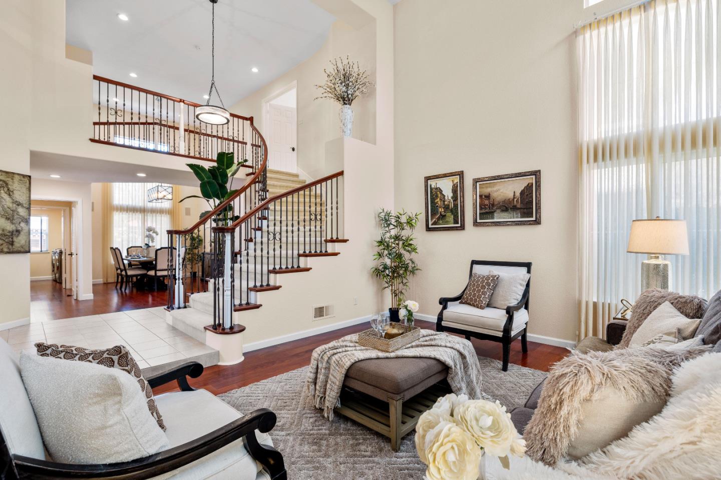 Detail Gallery Image 7 of 78 For 5292 Apennines Cir, San Jose,  CA 95138 - 5 Beds | 3 Baths