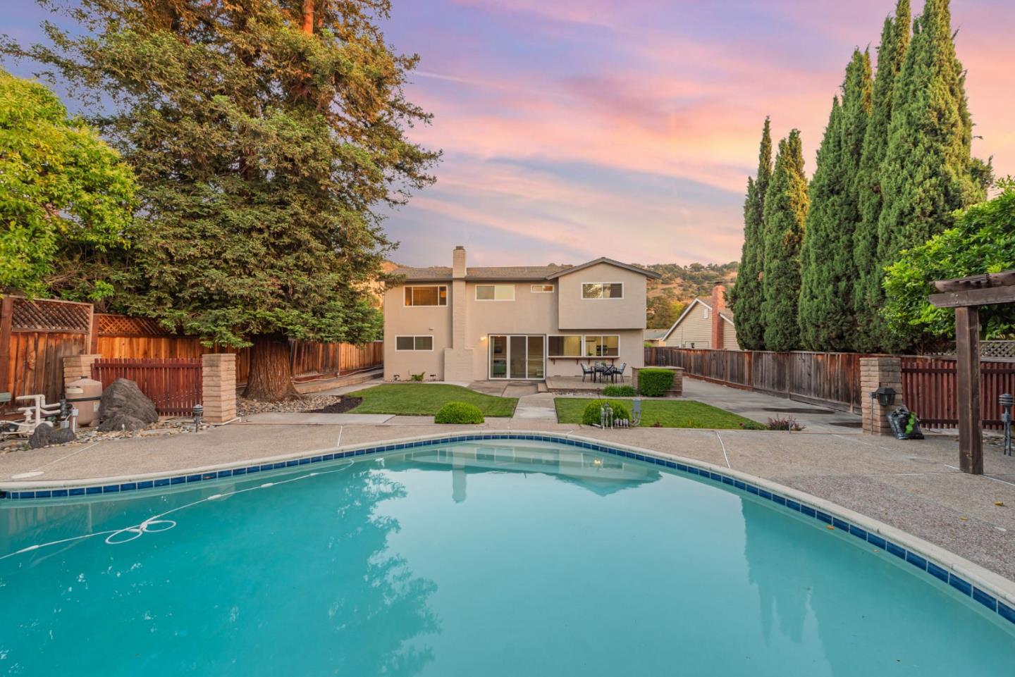 Detail Gallery Image 50 of 62 For 603 Galen Dr, San Jose,  CA 95123 - 4 Beds | 3 Baths
