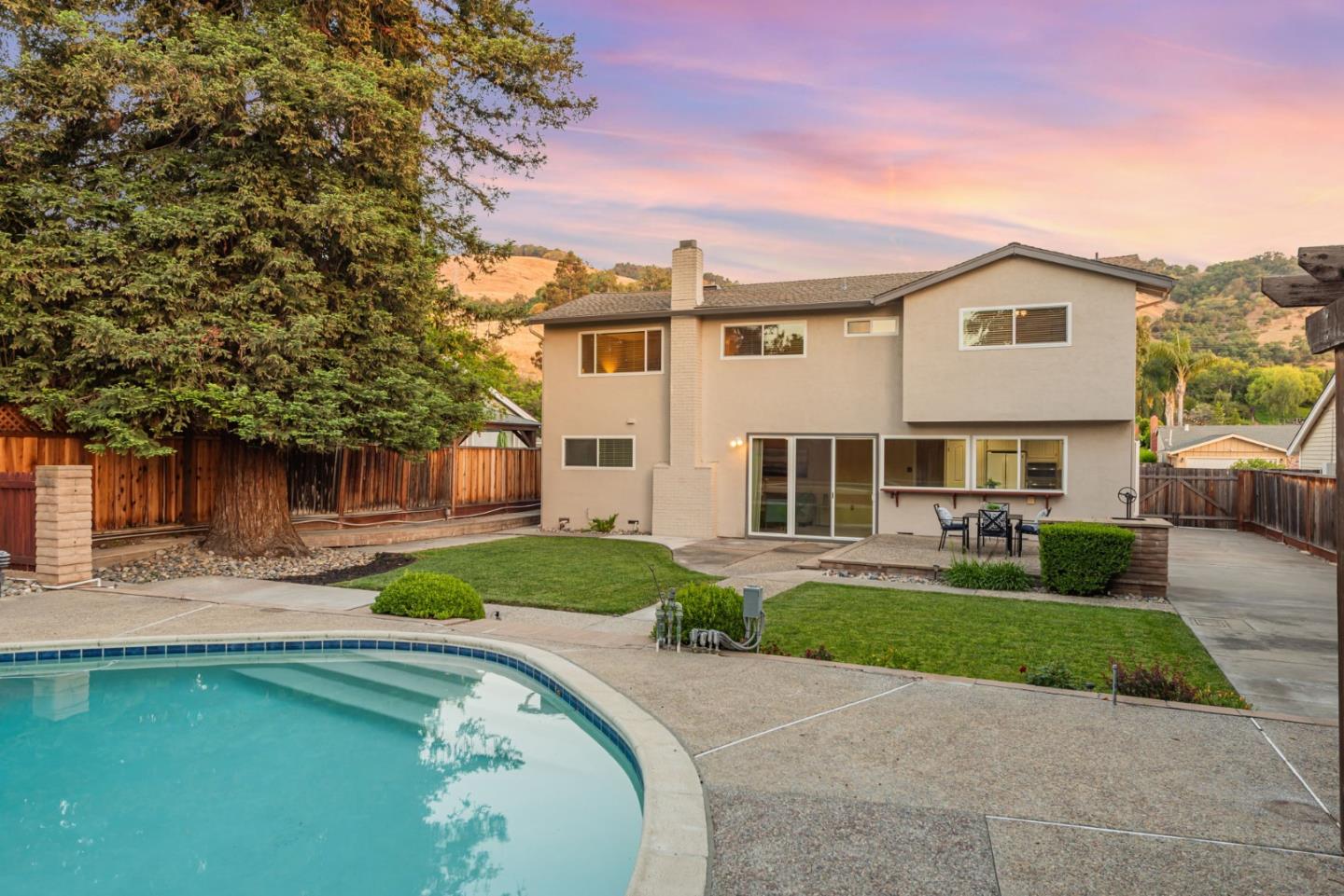 Detail Gallery Image 52 of 62 For 603 Galen Dr, San Jose,  CA 95123 - 4 Beds | 3 Baths