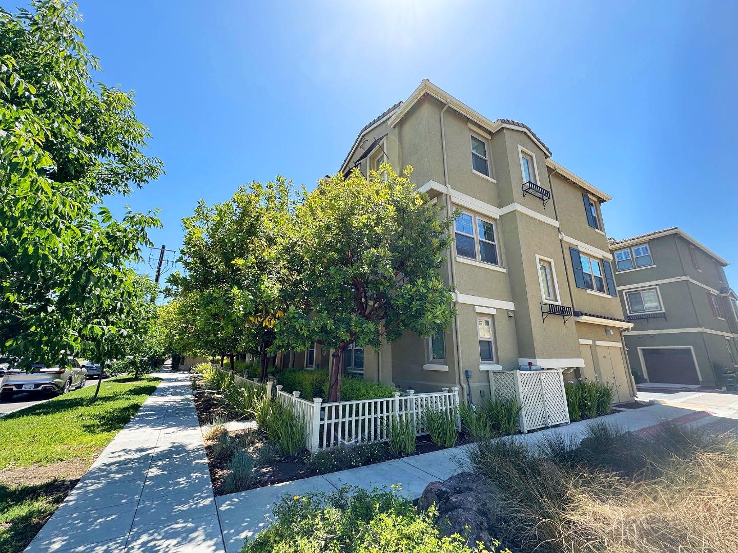 Thumbnail for 660 Tyrella Ave, Mountain View, CA 94043