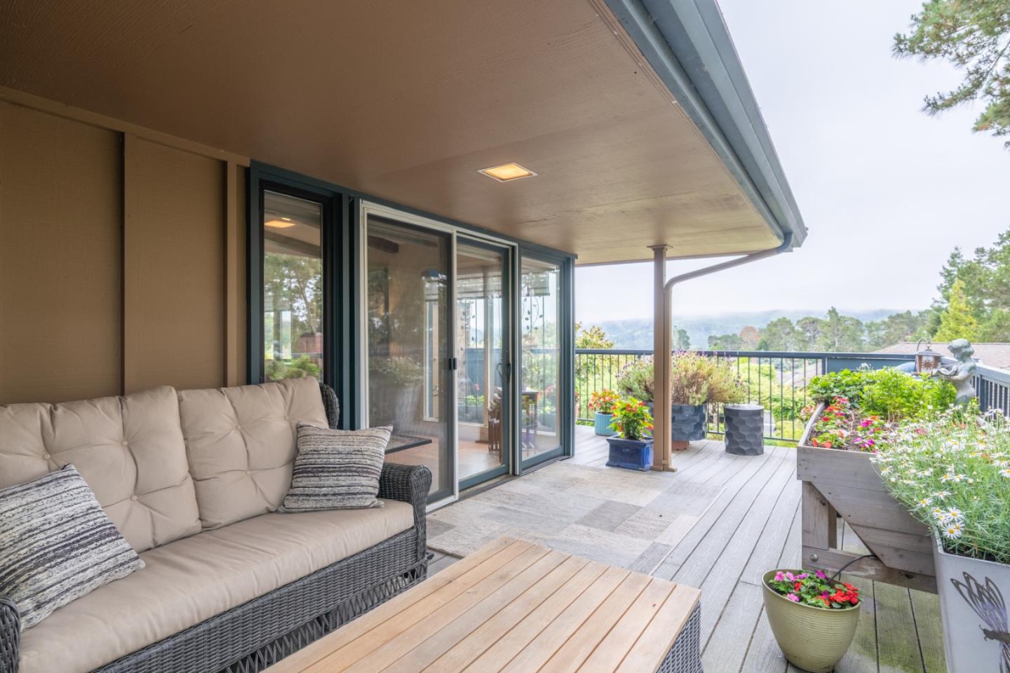 Detail Gallery Image 24 of 39 For 142 Del Mesa Carmel, Carmel,  CA 93923 - 2 Beds | 2 Baths