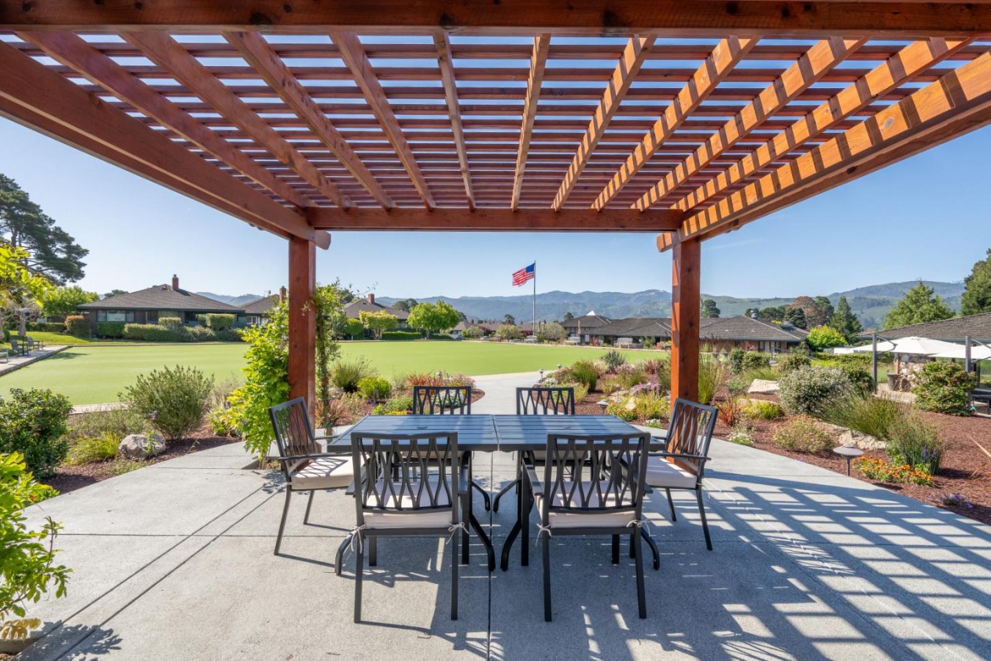 Detail Gallery Image 31 of 39 For 142 Del Mesa Carmel, Carmel,  CA 93923 - 2 Beds | 2 Baths