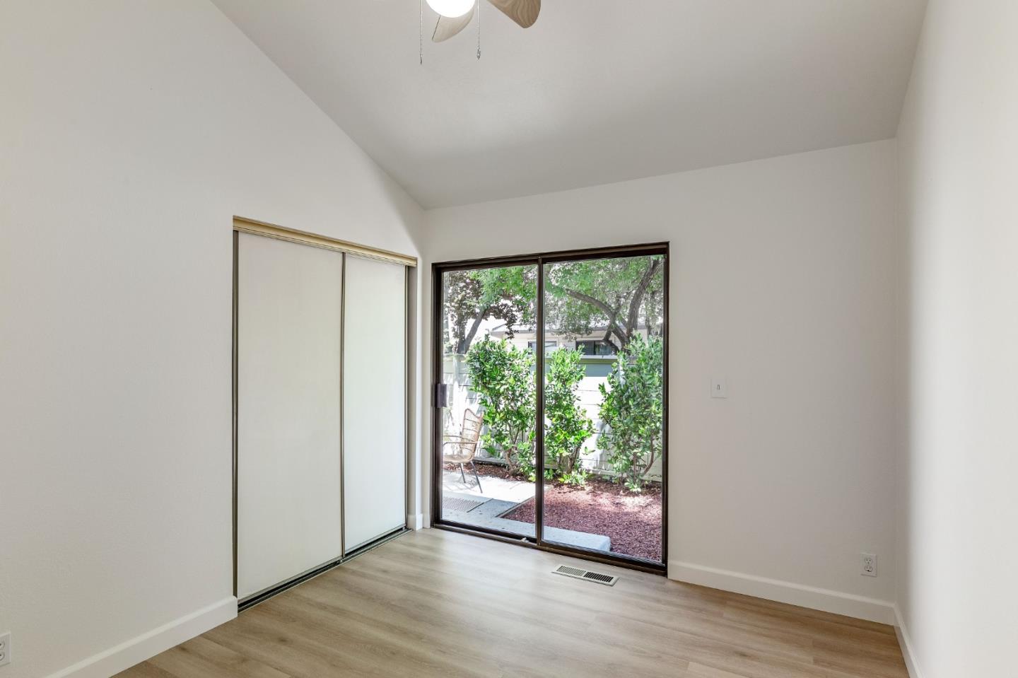 Detail Gallery Image 9 of 15 For 101 Lancewood Pl, Los Gatos,  CA 95032 - 3 Beds | 2 Baths