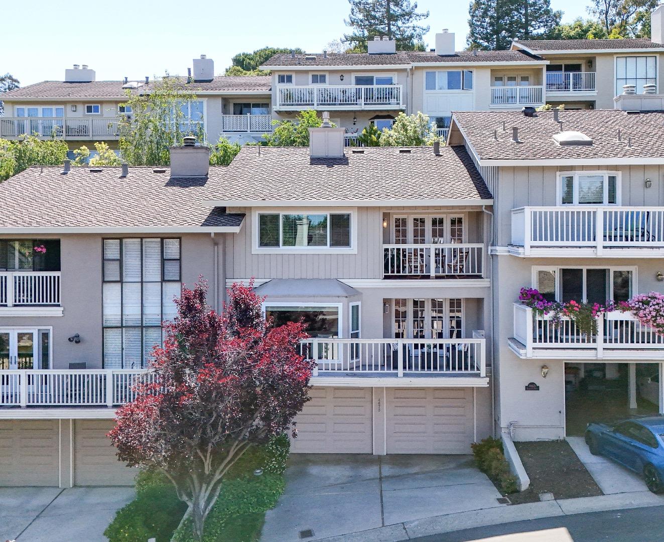 Detail Gallery Image 31 of 37 For 14673 Fieldstone Dr, Saratoga,  CA 95070 - 4 Beds | 2/1 Baths