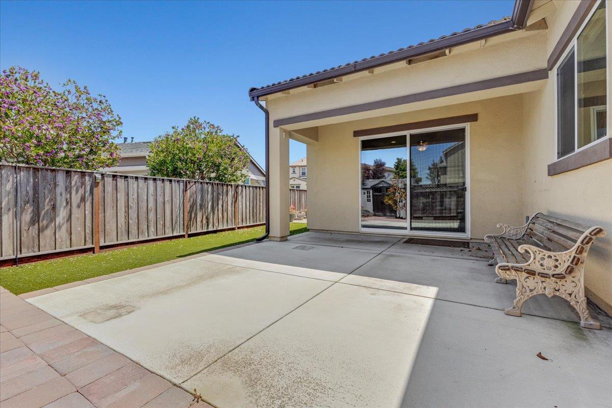 Detail Gallery Image 20 of 24 For 481 Logan Way, Marina,  CA 93933 - 3 Beds | 2 Baths