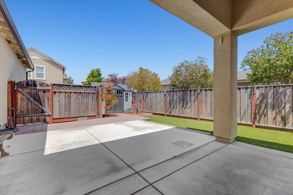 Detail Gallery Image 21 of 24 For 481 Logan Way, Marina,  CA 93933 - 3 Beds | 2 Baths