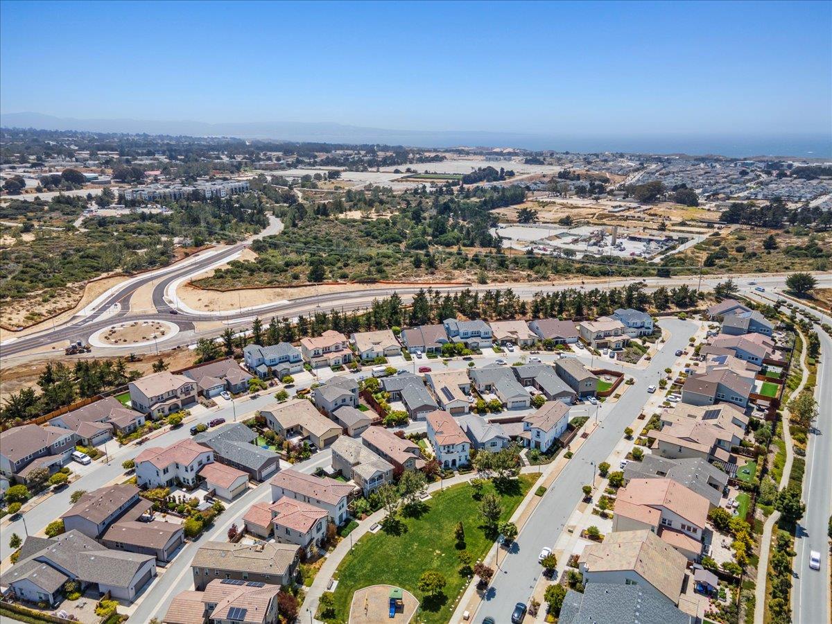Detail Gallery Image 22 of 24 For 481 Logan Way, Marina,  CA 93933 - 3 Beds | 2 Baths