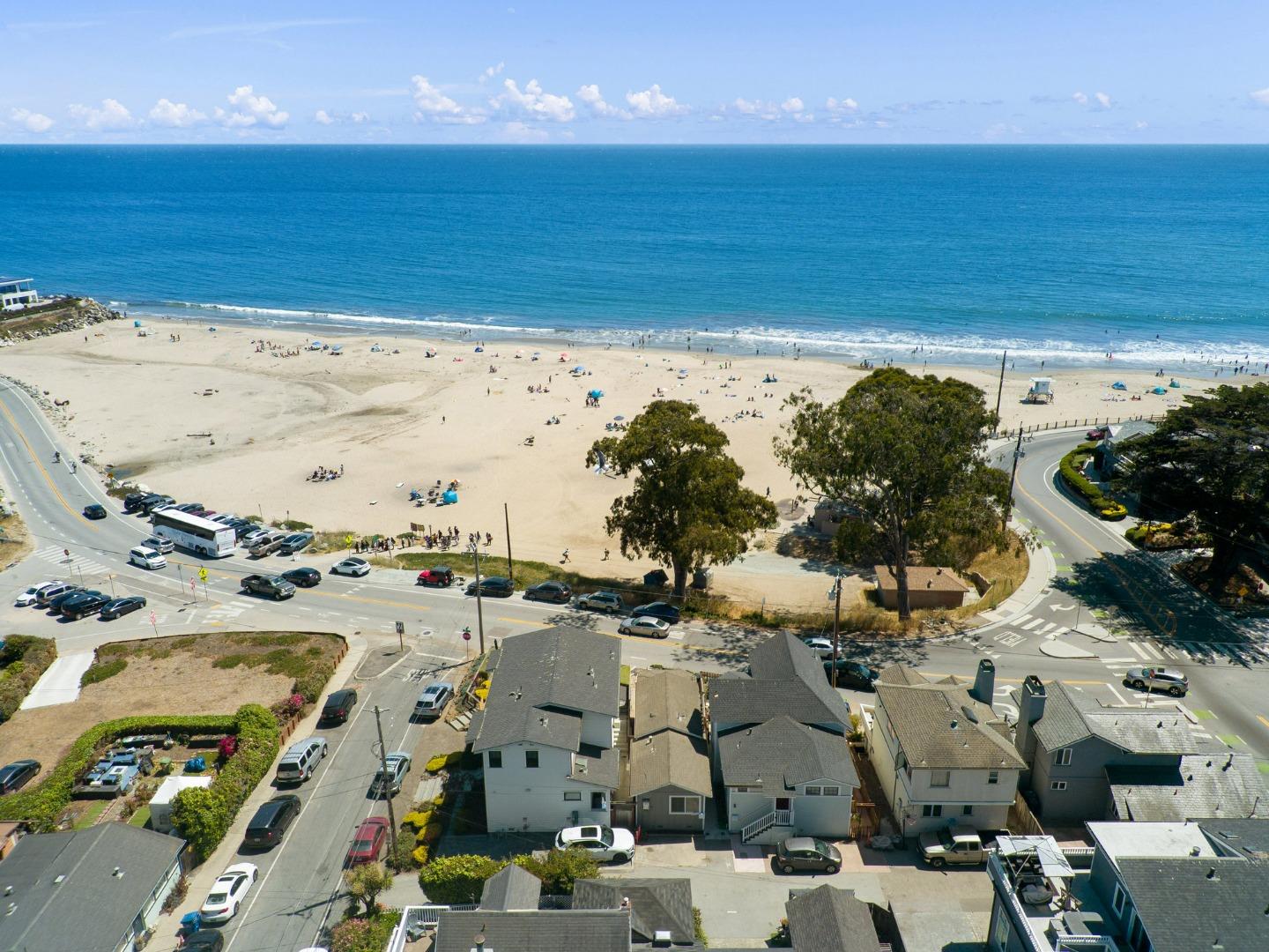 Detail Gallery Image 30 of 33 For 2727 E Cliff Dr, Santa Cruz,  CA 95062 - 2 Beds | 1 Baths