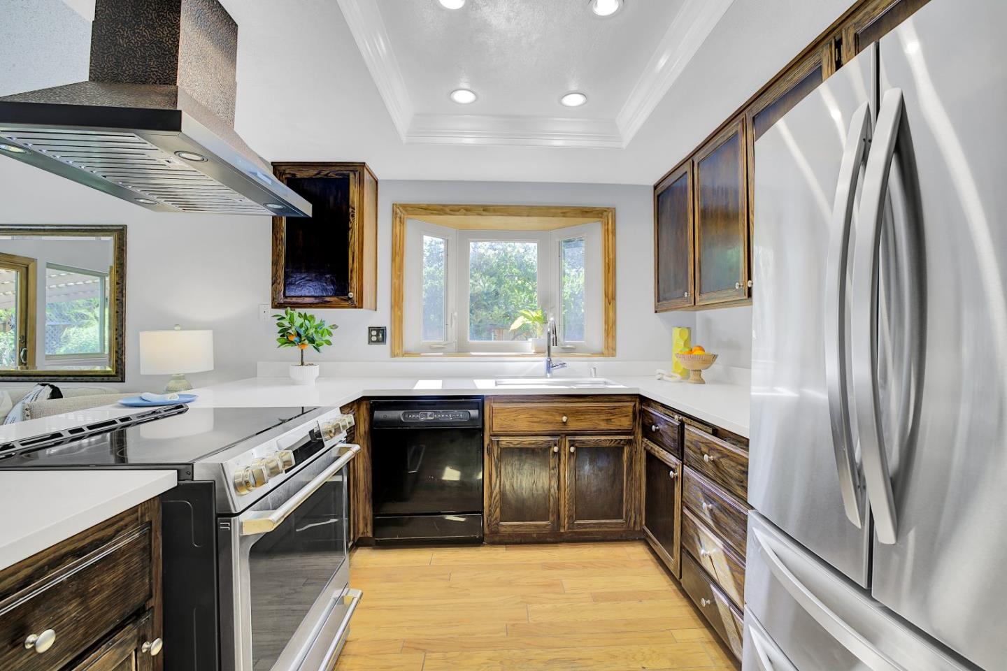 Detail Gallery Image 7 of 39 For 559 Bayview Park Dr, Milpitas,  CA 95035 - 4 Beds | 3 Baths