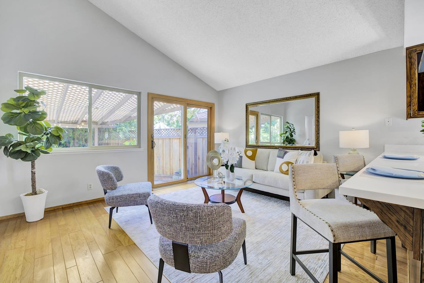 Detail Gallery Image 8 of 39 For 559 Bayview Park Dr, Milpitas,  CA 95035 - 4 Beds | 3 Baths