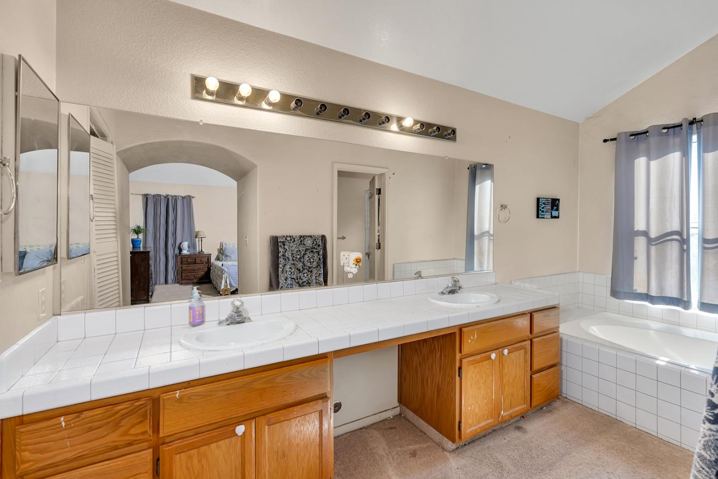 Detail Gallery Image 26 of 33 For 1928 Davis Dr, Los Banos,  CA 93635 - 3 Beds | 2 Baths