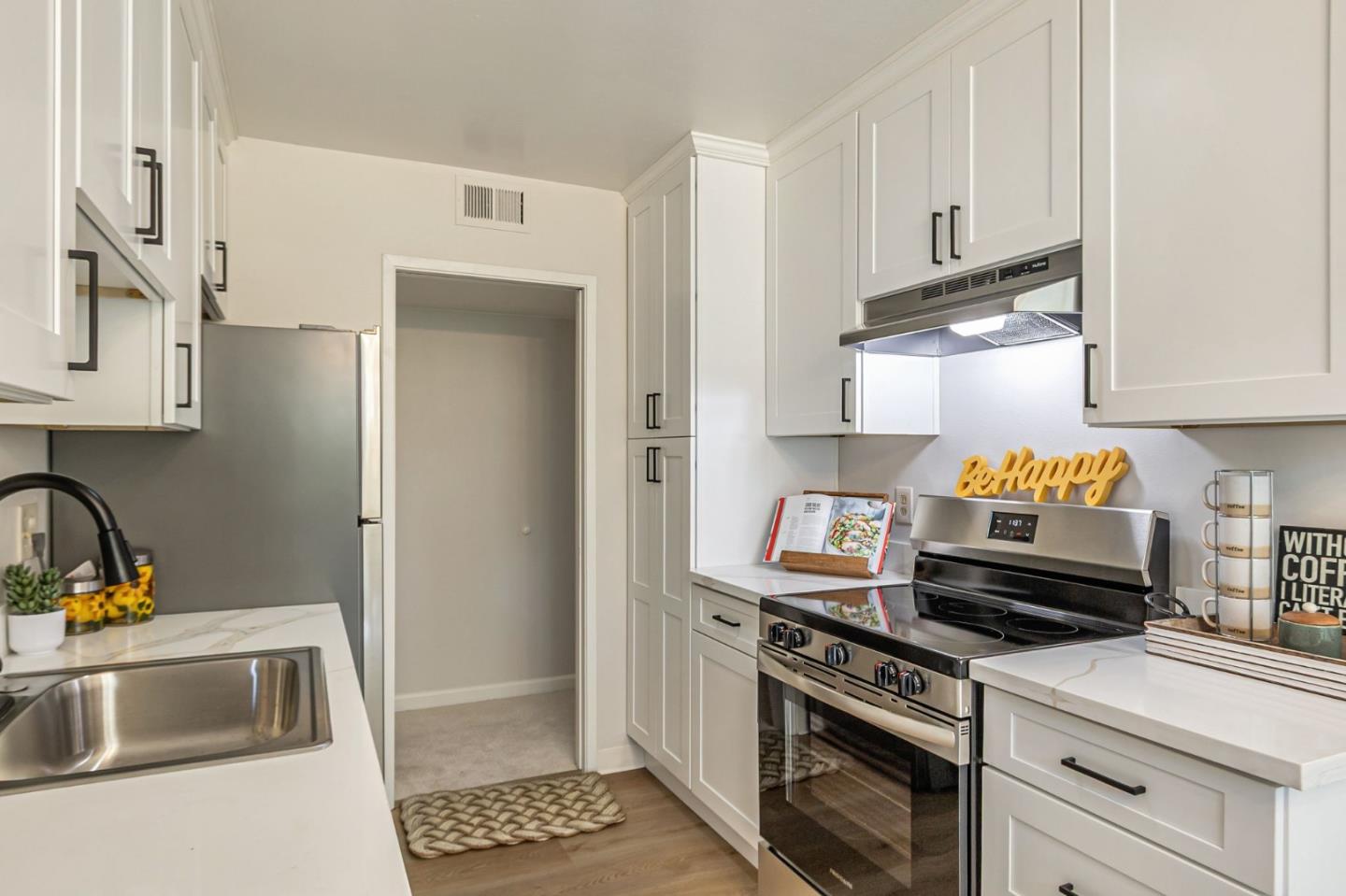 Detail Gallery Image 11 of 43 For 181 Del Medio Ave #307,  Mountain View,  CA 94040 - 2 Beds | 1 Baths