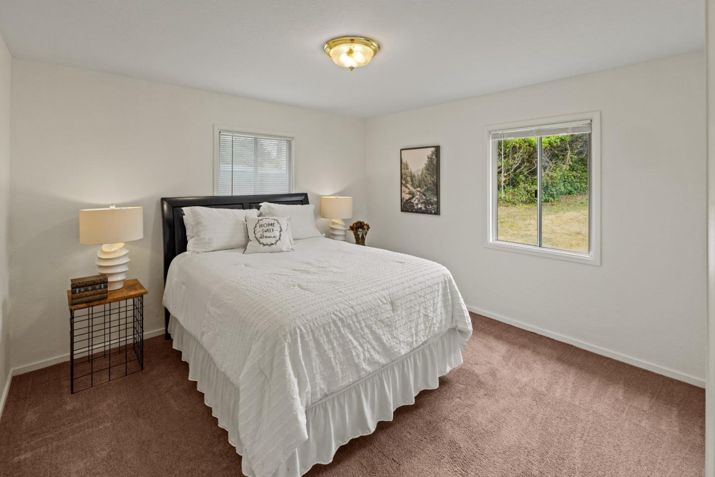 Detail Gallery Image 13 of 30 For 1103 Presidio Blvd, Pacific Grove,  CA 93950 - 2 Beds | 1 Baths