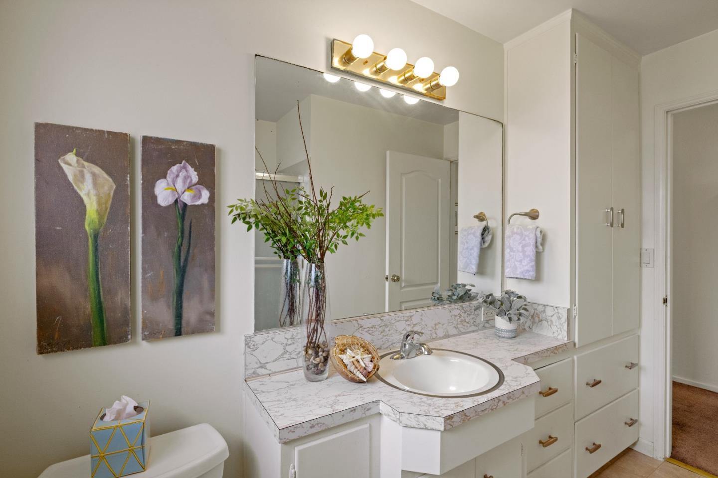 Detail Gallery Image 17 of 30 For 1103 Presidio Blvd, Pacific Grove,  CA 93950 - 2 Beds | 1 Baths