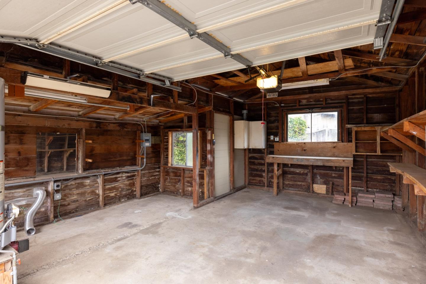 Detail Gallery Image 22 of 30 For 1103 Presidio Blvd, Pacific Grove,  CA 93950 - 2 Beds | 1 Baths