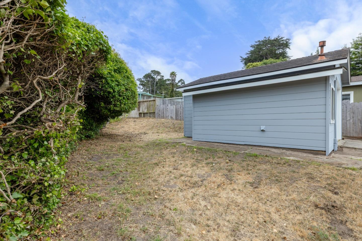 Detail Gallery Image 26 of 30 For 1103 Presidio Blvd, Pacific Grove,  CA 93950 - 2 Beds | 1 Baths
