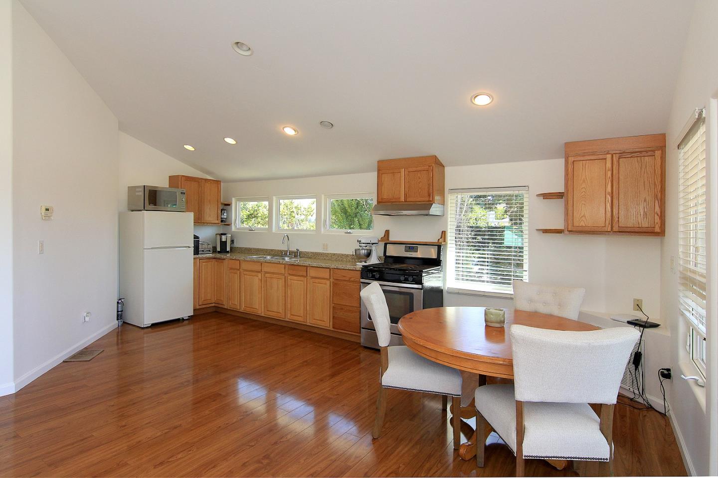 Detail Gallery Image 28 of 45 For 475 Torrano Ct, Hollister,  CA 95023 - 6 Beds | 4 Baths