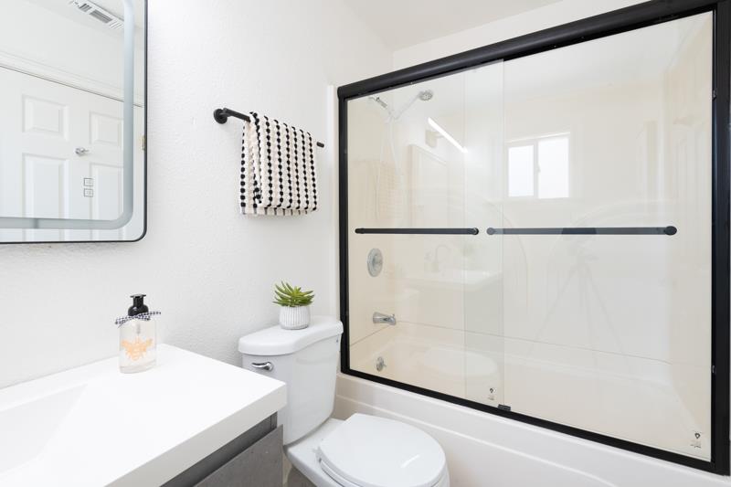 Detail Gallery Image 17 of 21 For 1320 Ventura Ave, Livermore,  CA 94551 - 3 Beds | 1 Baths