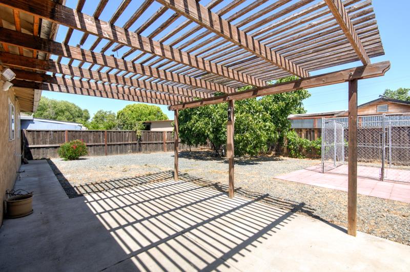 Detail Gallery Image 19 of 21 For 1320 Ventura Ave, Livermore,  CA 94551 - 3 Beds | 1 Baths