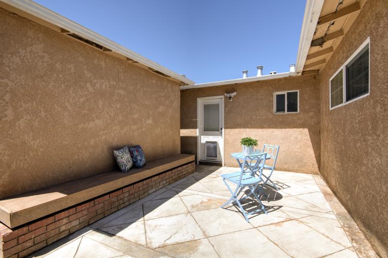 Detail Gallery Image 4 of 21 For 1320 Ventura Ave, Livermore,  CA 94551 - 3 Beds | 1 Baths
