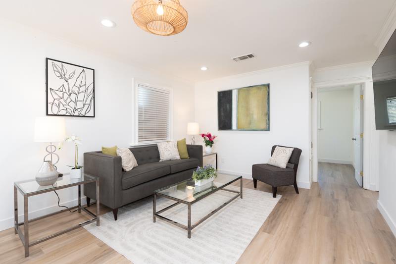 Detail Gallery Image 7 of 21 For 1320 Ventura Ave, Livermore,  CA 94551 - 3 Beds | 1 Baths