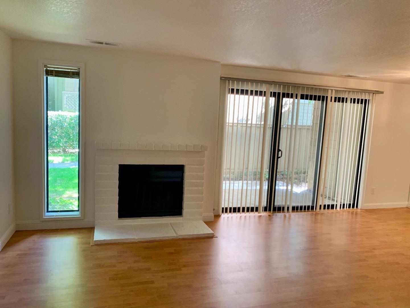 Detail Gallery Image 15 of 42 For 5693 Makati Cir #D,  San Jose,  CA 95123 - 1 Beds | 1 Baths