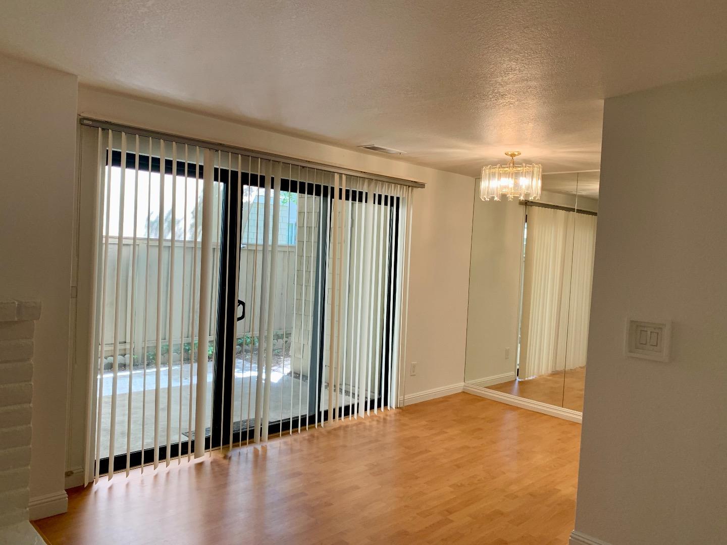 Detail Gallery Image 19 of 42 For 5693 Makati Cir #D,  San Jose,  CA 95123 - 1 Beds | 1 Baths