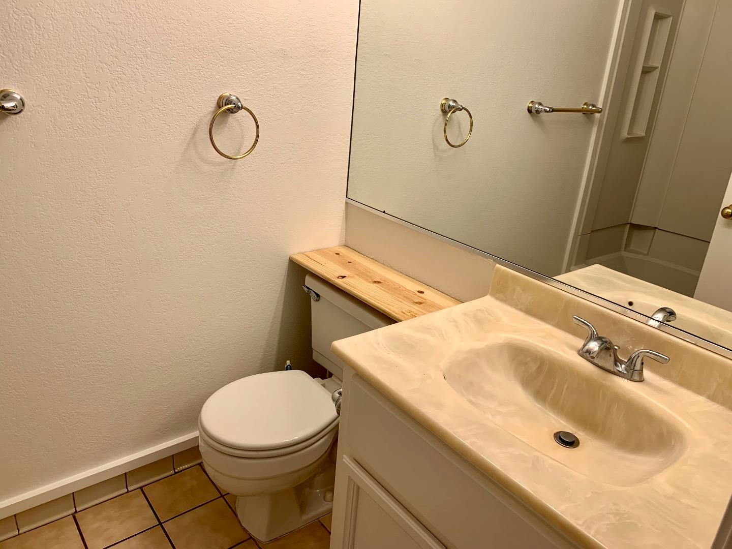 Detail Gallery Image 27 of 42 For 5693 Makati Cir #D,  San Jose,  CA 95123 - 1 Beds | 1 Baths