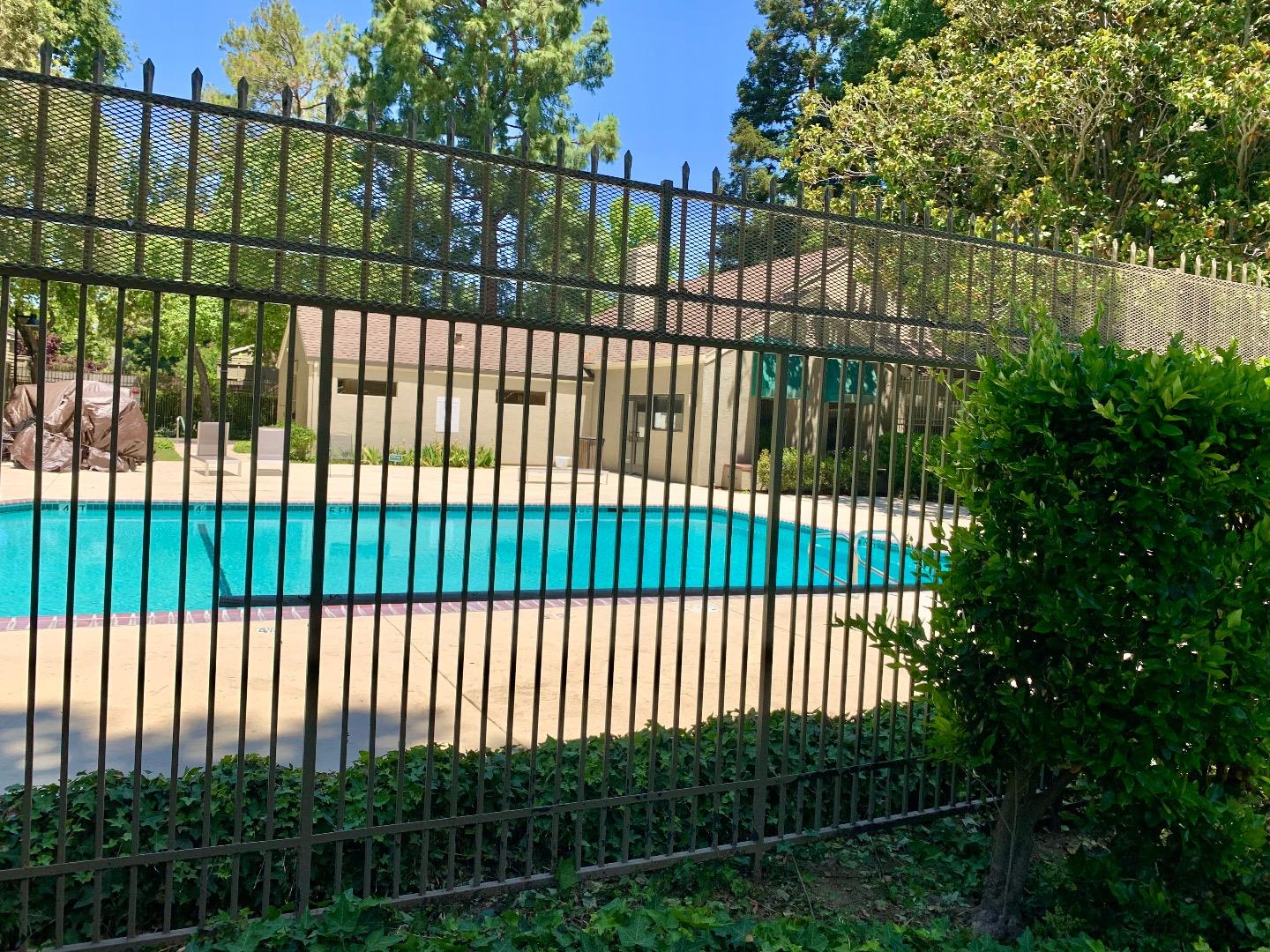 Detail Gallery Image 40 of 42 For 5693 Makati Cir #D,  San Jose,  CA 95123 - 1 Beds | 1 Baths