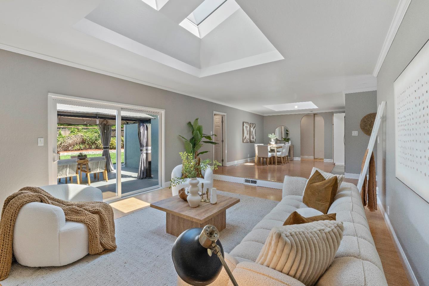 Detail Gallery Image 11 of 47 For 2775 Lantz Ave, San Jose,  CA 95124 - 3 Beds | 3/1 Baths
