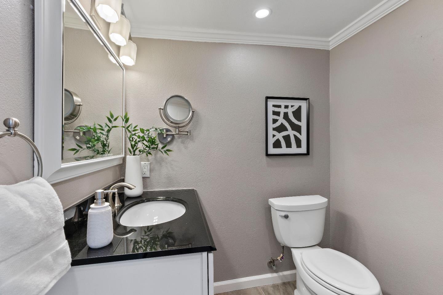 Detail Gallery Image 14 of 47 For 2775 Lantz Ave, San Jose,  CA 95124 - 3 Beds | 3/1 Baths