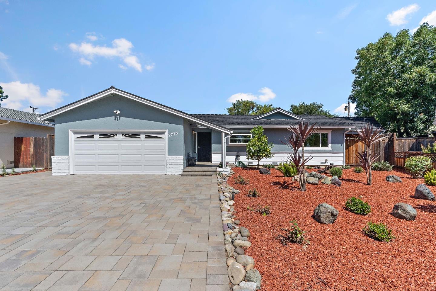 Detail Gallery Image 3 of 47 For 2775 Lantz Ave, San Jose,  CA 95124 - 3 Beds | 3/1 Baths