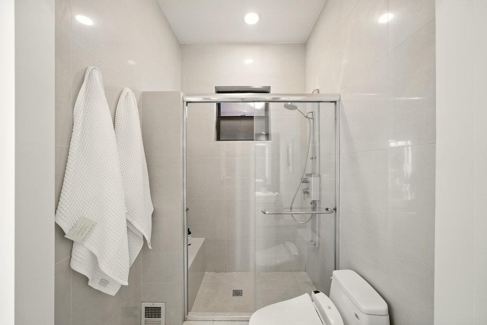 Detail Gallery Image 17 of 53 For 502 Palm Ave, Los Altos,  CA 94022 - 5 Beds | 6/1 Baths