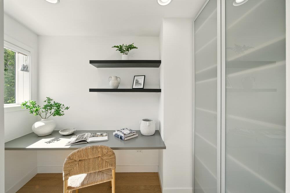 Detail Gallery Image 22 of 53 For 502 Palm Ave, Los Altos,  CA 94022 - 5 Beds | 6/1 Baths
