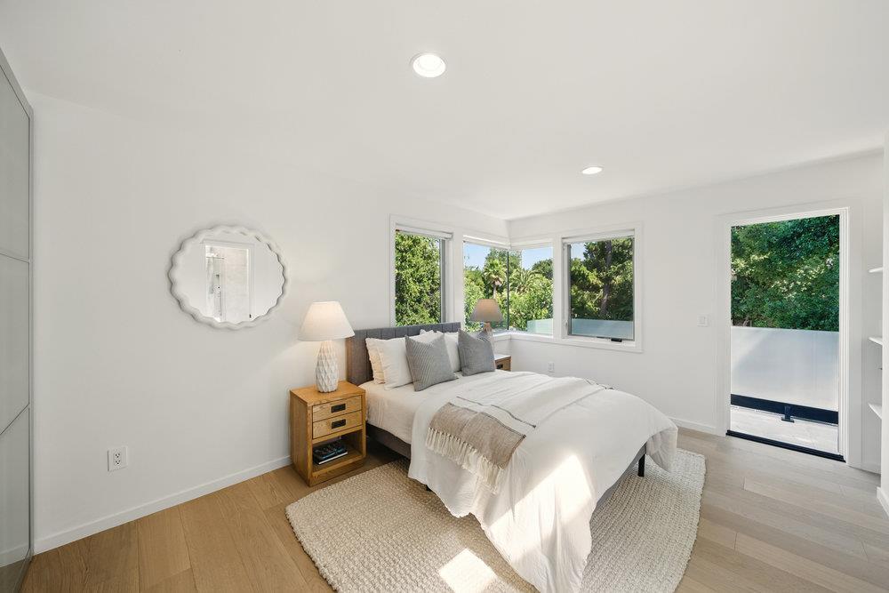 Detail Gallery Image 31 of 53 For 502 Palm Ave, Los Altos,  CA 94022 - 5 Beds | 6/1 Baths