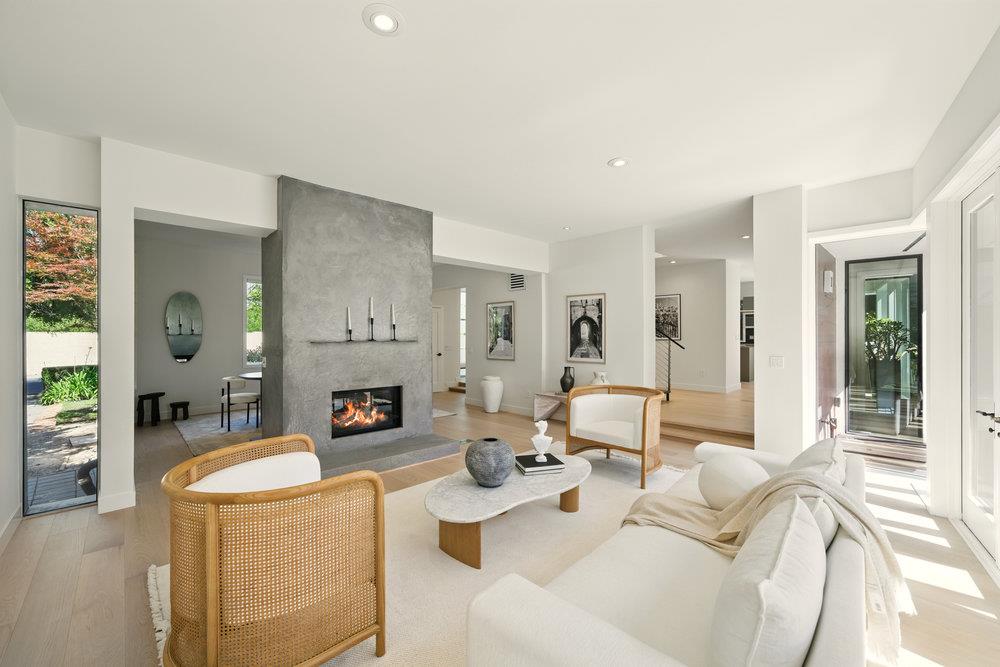 Detail Gallery Image 4 of 53 For 502 Palm Ave, Los Altos,  CA 94022 - 5 Beds | 6/1 Baths