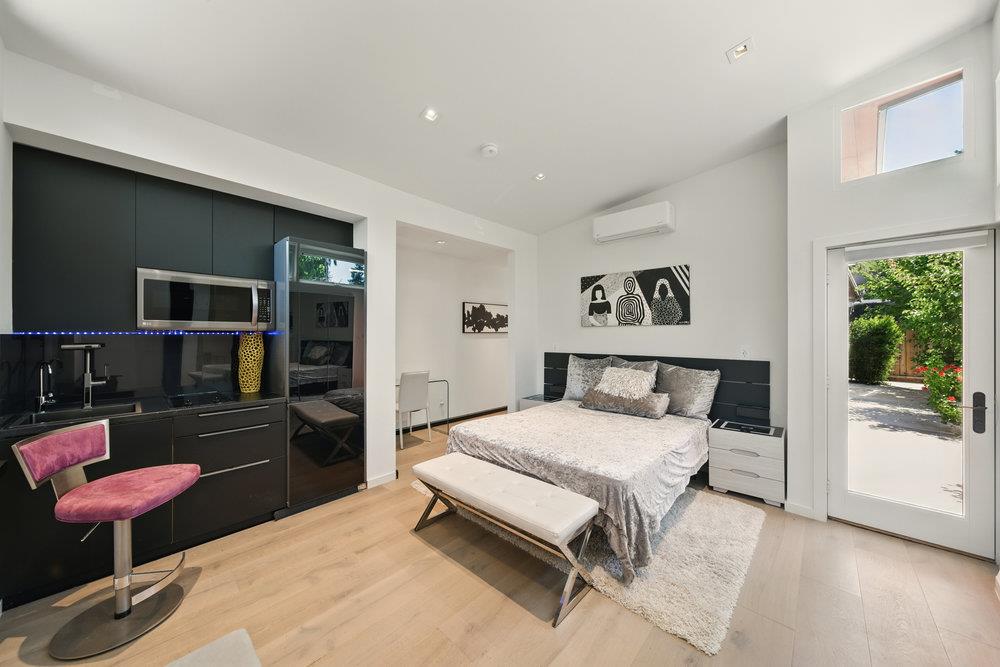 Detail Gallery Image 45 of 53 For 502 Palm Ave, Los Altos,  CA 94022 - 5 Beds | 6/1 Baths