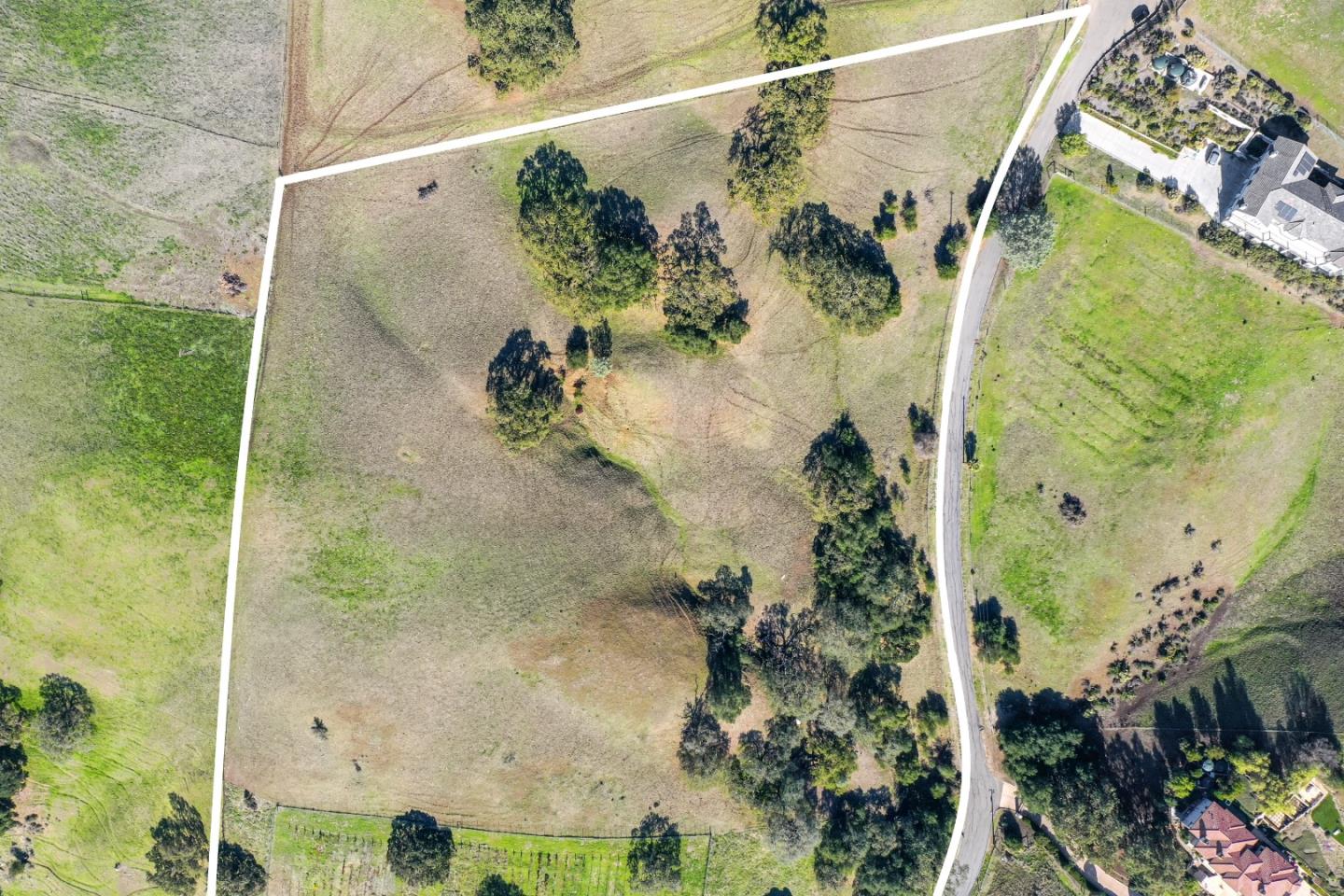 Detail Gallery Image 2 of 7 For 2235 Liberata Dr, Morgan Hill,  CA 95037 - – Beds | – Baths
