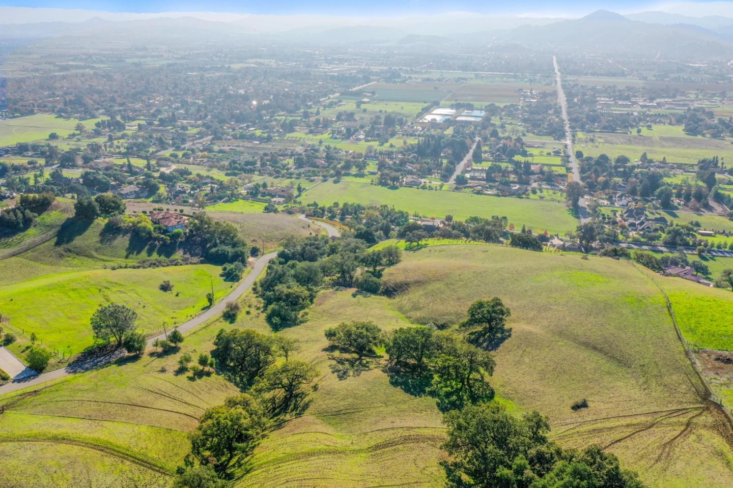 Detail Gallery Image 4 of 7 For 2235 Liberata Dr, Morgan Hill,  CA 95037 - – Beds | – Baths