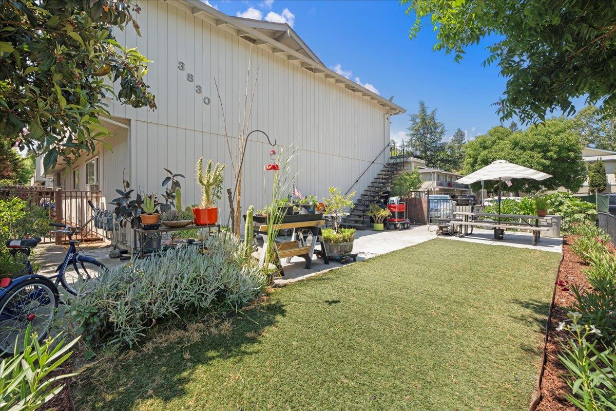 Detail Gallery Image 5 of 12 For 3830 Underwood Dr, San Jose,  CA 95117 - – Beds | – Baths