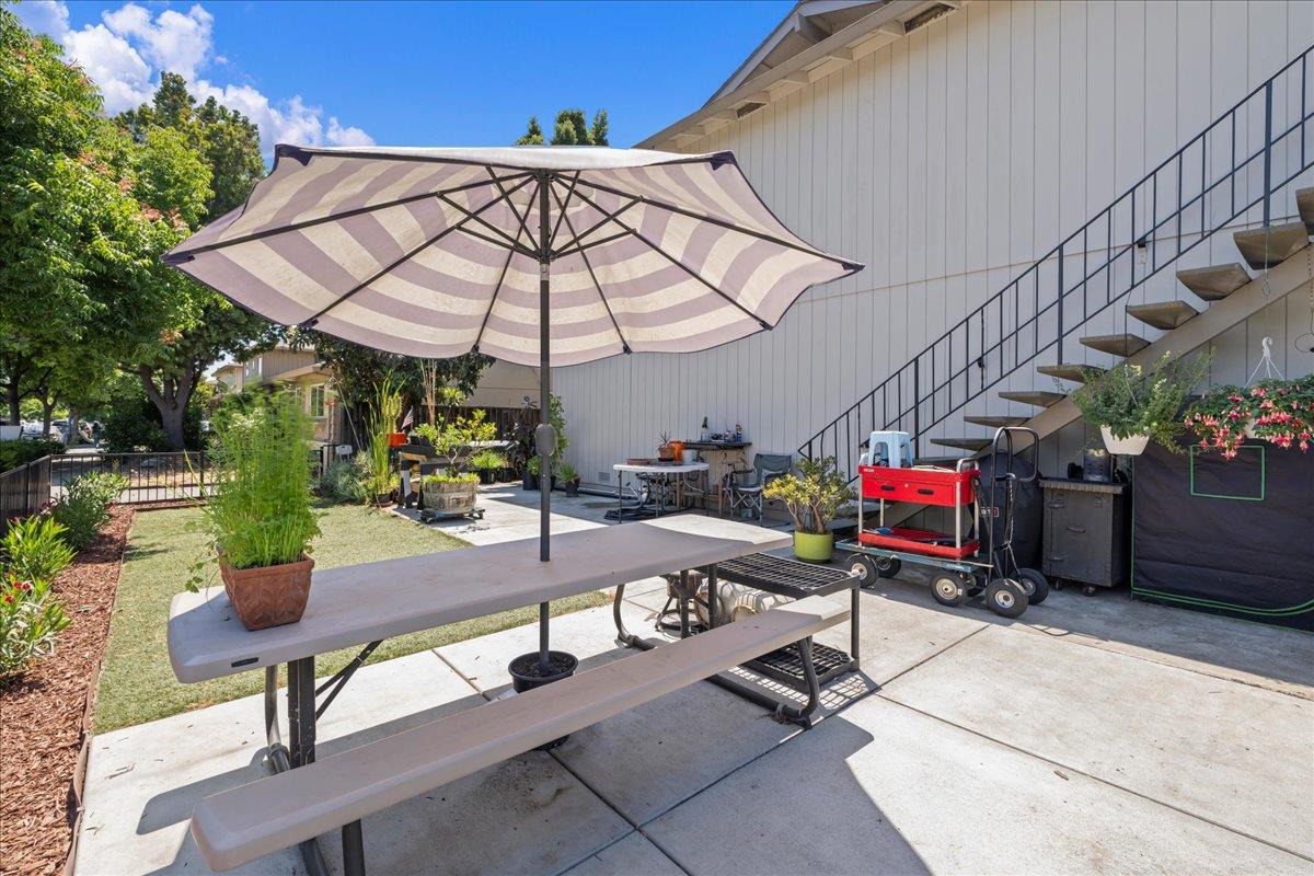 Detail Gallery Image 6 of 12 For 3830 Underwood Dr, San Jose,  CA 95117 - – Beds | – Baths