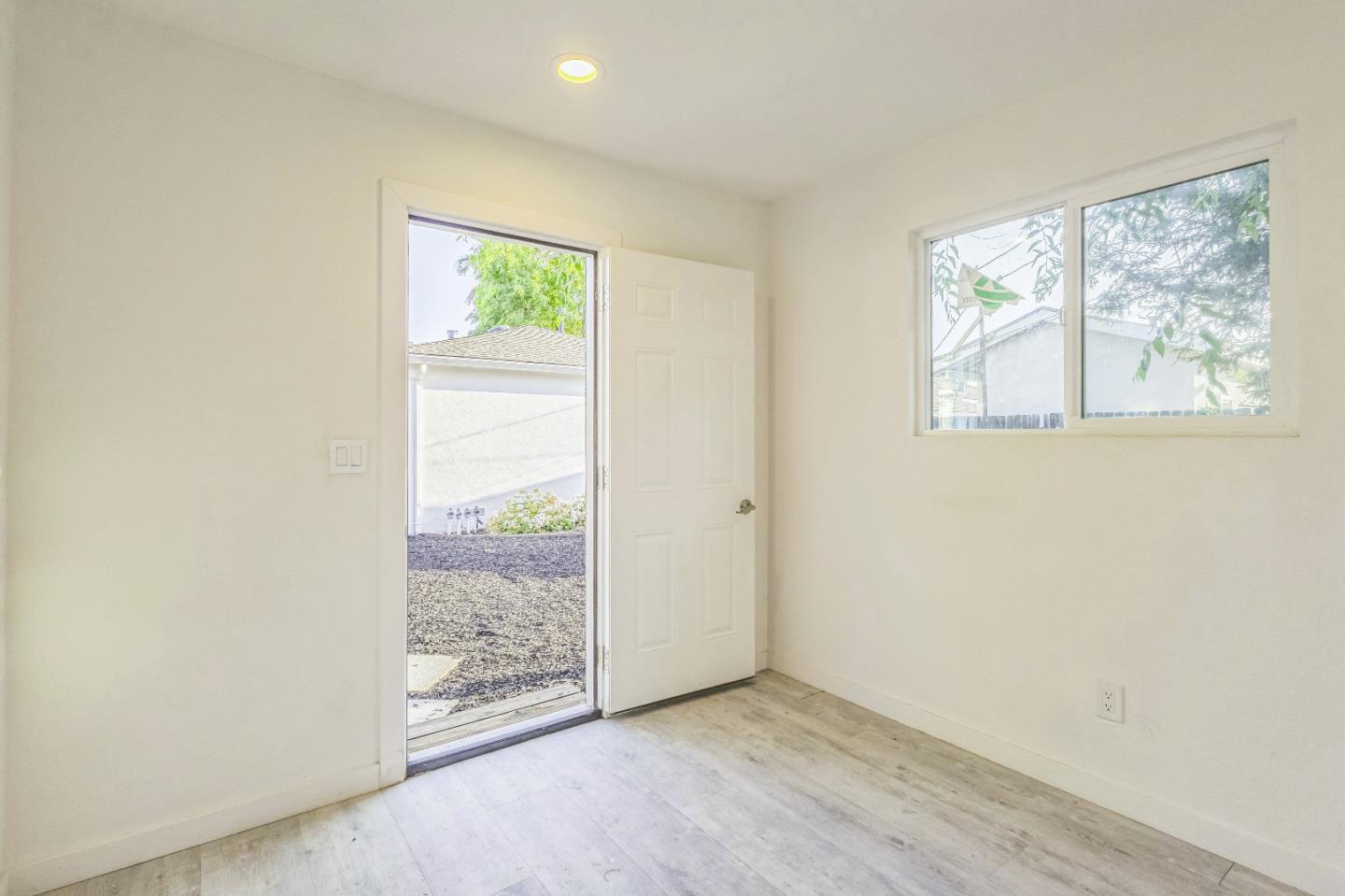 Detail Gallery Image 20 of 39 For 1563 Rebel Way, San Jose,  CA 95118 - 3 Beds | 2 Baths