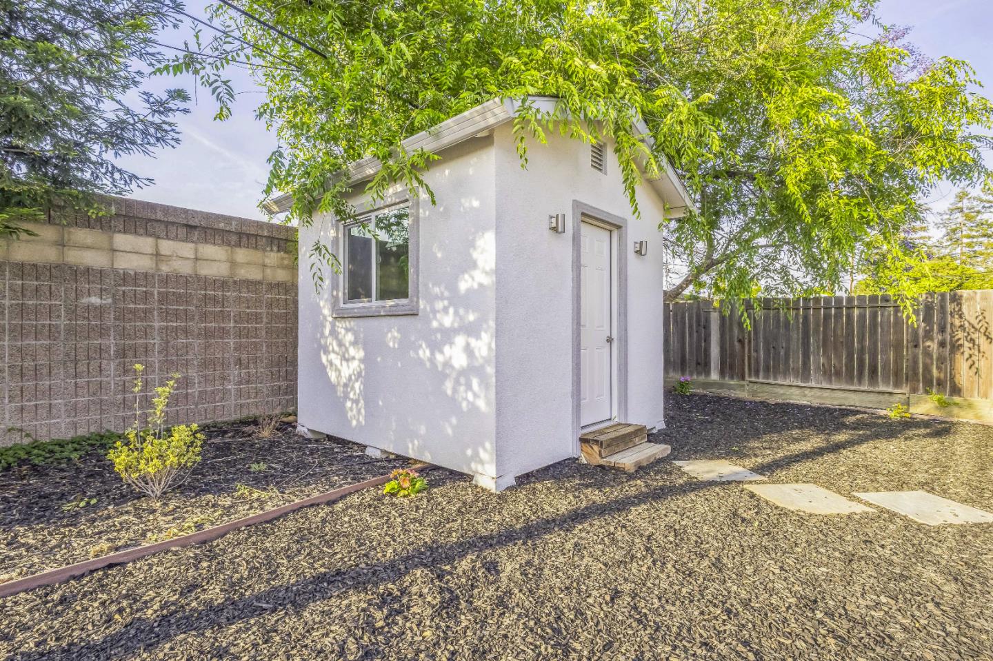 Detail Gallery Image 27 of 39 For 1563 Rebel Way, San Jose,  CA 95118 - 3 Beds | 2 Baths